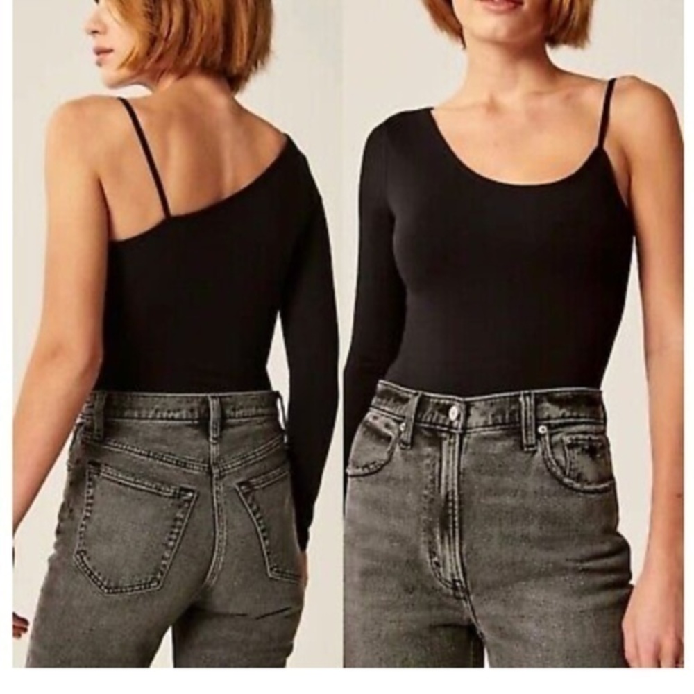 Abercrombie & Fitch Asymmetrical Long Sleeve Seamless Fabric Bodysuit Black Sz M - Picture 1 of 5